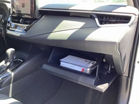 Used 2023 Toyota Corolla LE image 39