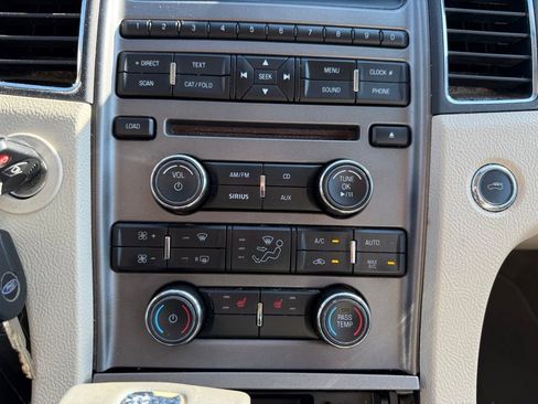 Used 2011 Ford Taurus SEL w/ 201A Rapid Spec Order Code image 15