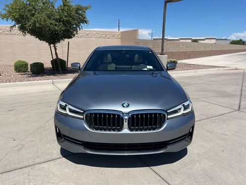 Used 2021 BMW 530i w/ Convenience Package RWD image 3