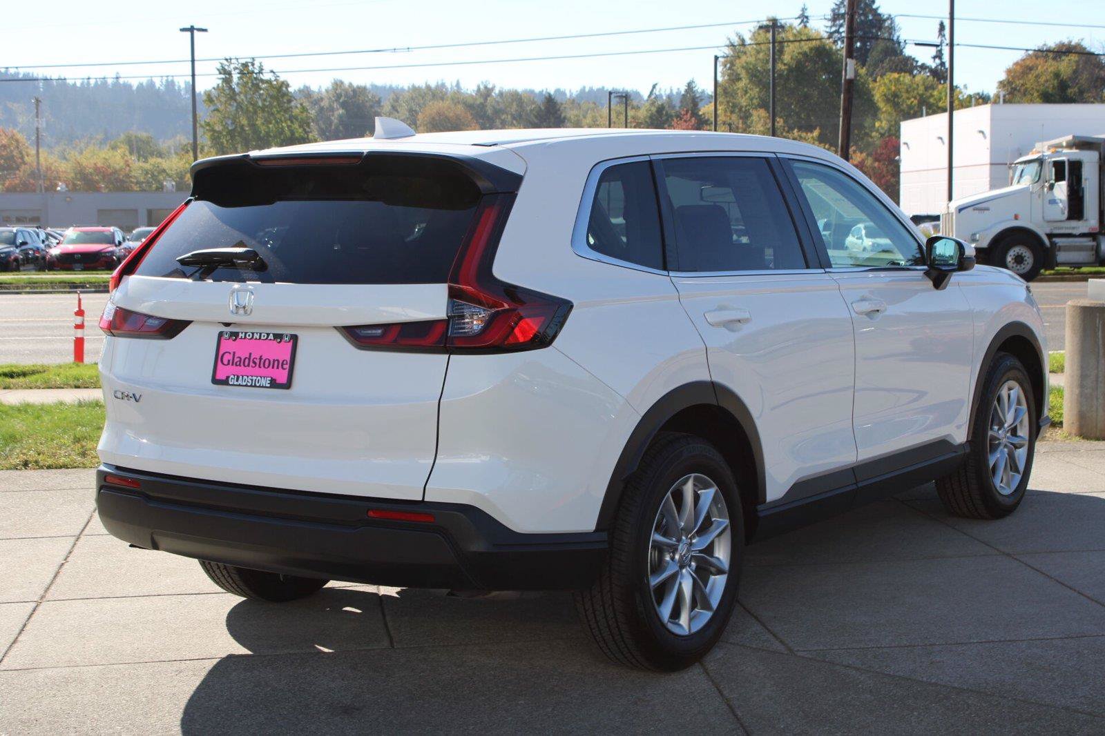 Used 2026 Honda CR-V EX image 5