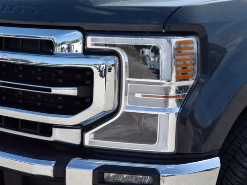 Used 2021 Ford F250 Lariat w/ Lariat Ultimate Package AWD/4WD image 25