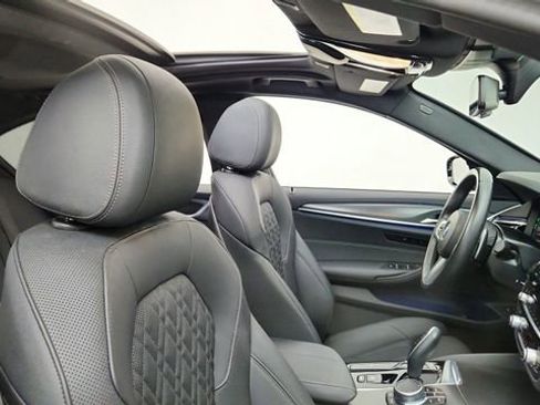 Used 2023 BMW 530i w/ M Sport Package image 20