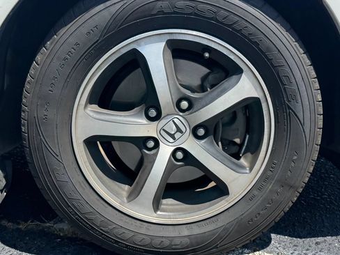 Used 2015 Honda Civic Touring image 9