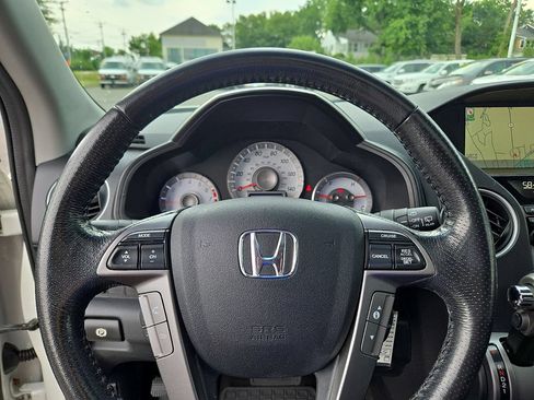 Used 2015 Honda Pilot Touring image 21