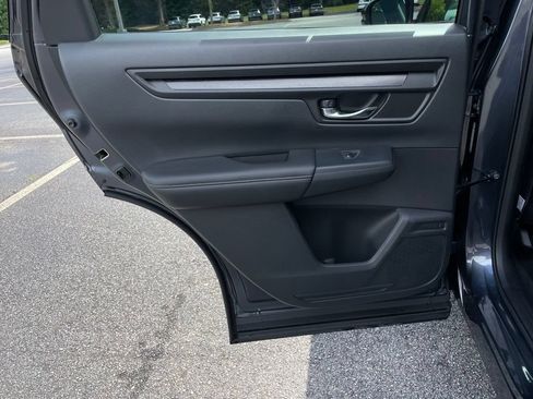 Certified 2025 Honda CR-V EX image 38