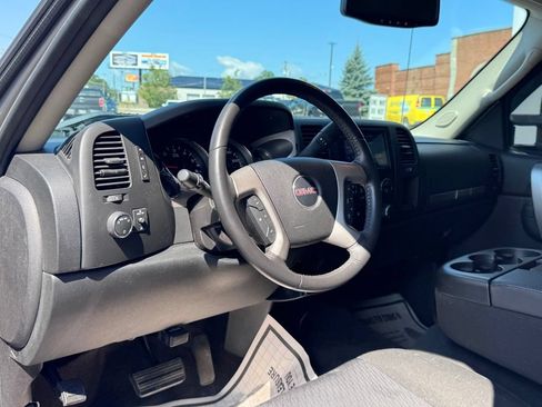 Used 2010 GMC Sierra 1500 SLE w/ Power Pack Plus AWD/4WD image 11