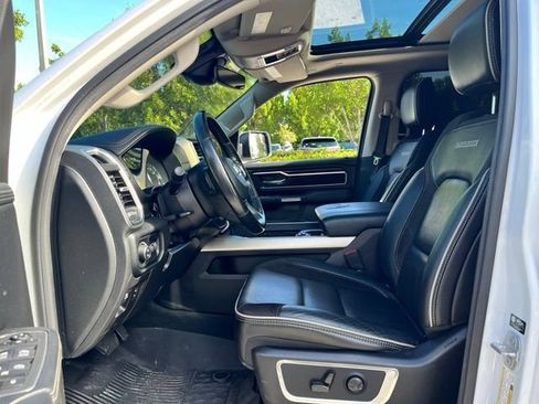 Used 2022 RAM 1500 Laramie w/ Laramie Southwest Edition RWD image 9