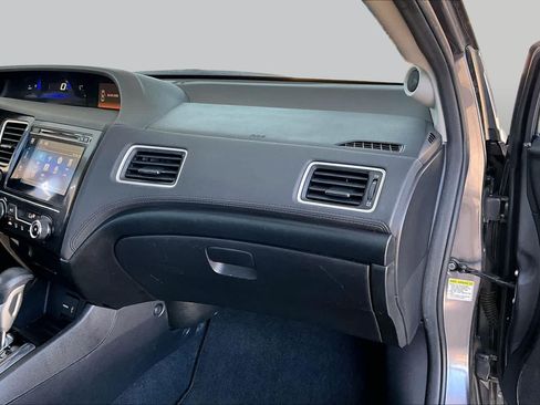 Used 2015 Honda Civic SE image 18