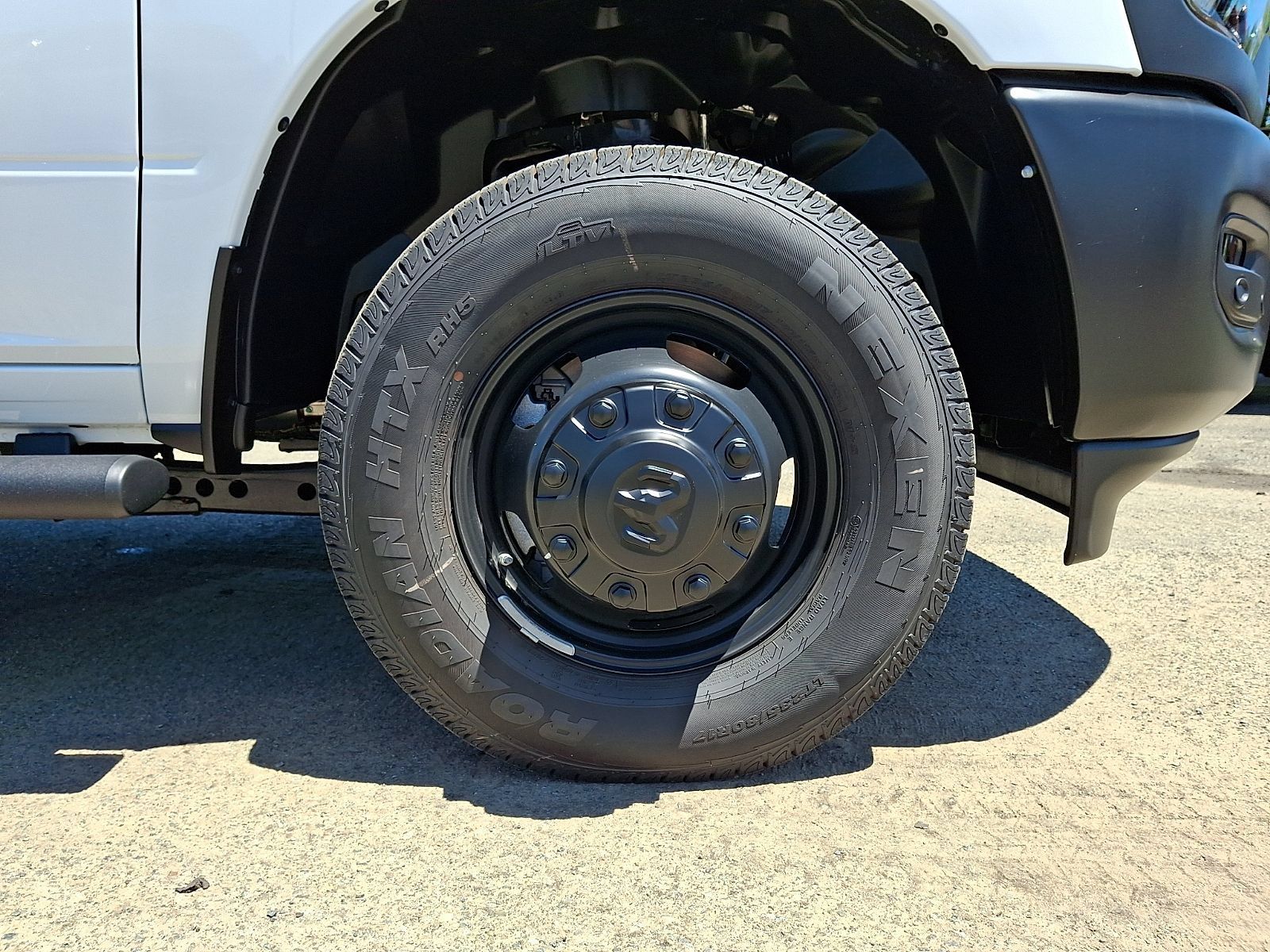 New 2026 RAM 3500 Tradesman AWD/4WD image 5