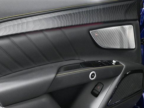 New 2025 Maserati Grecale GT image 9