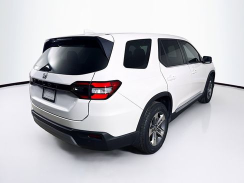 Certified 2024 Honda Pilot EX-L image 32