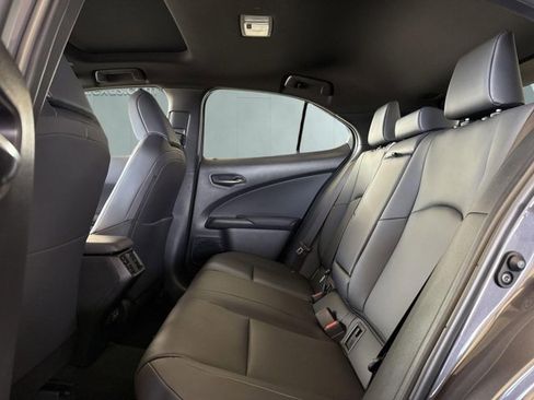 Certified 2026 Lexus UX 300h FWD w/ Accessory Package (Z1) image 12