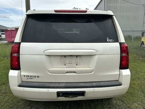 Used 2015 Chevrolet Tahoe LT w/ Luxury Package image 3