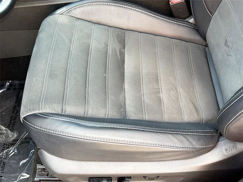 Used 2025 Mitsubishi Outlander SE FWD image 20