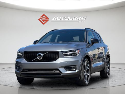 Used 2019 Volvo XC40 T5 R-Design AWD/4WD image 11