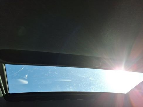 Used 2020 Nissan Armada Platinum w/ Platinum Reserve Package image 10