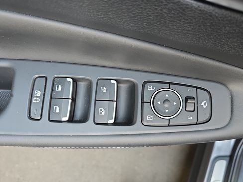 Used 2023 Hyundai Santa Fe Limited AWD/4WD image 28