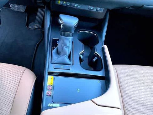 Used 2025 Lexus ES 350 w/ Premium Package FWD image 15
