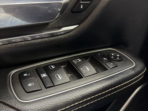 Used 2022 RAM 1500 Laramie image 28