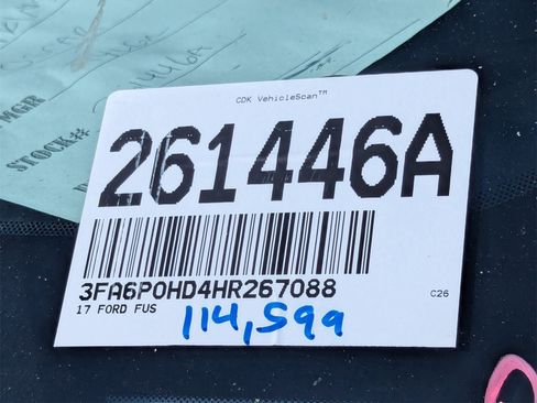 Used 2017 Ford Fusion SE w/ Fusion SE Technology Package image 10