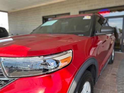 Used 2020 Ford Explorer XLT AWD/4WD image 27