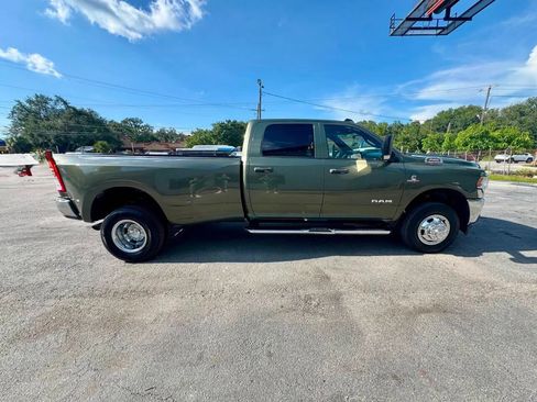 Used 2021 RAM 3500 Tradesman w/ Chrome Appearance Group AWD/4WD image 7