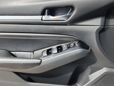 Used 2023 Nissan Altima 2.5 SL image 27