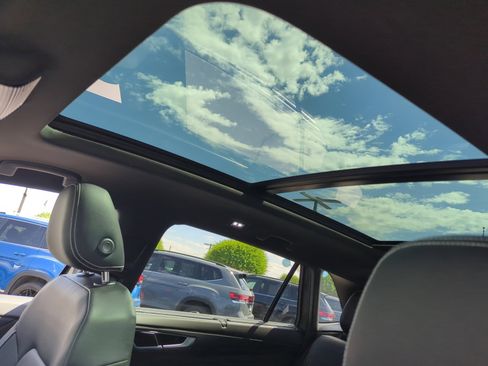 New 2026 Volkswagen Atlas Cross Sport SEL R-Line image 31