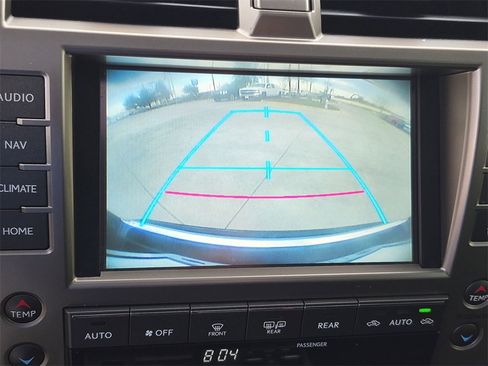 Used 2014 Lexus GX 460 image 17