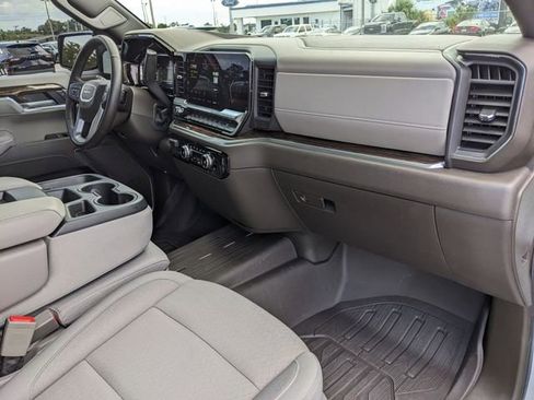 Used 2025 GMC Sierra 1500 SLE AWD/4WD image 13