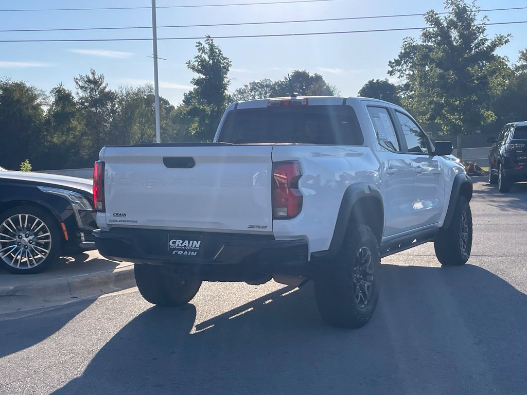 Used 2024 Chevrolet Colorado ZR2 w/ ZR2 Convenience Package III AWD/4WD image 7