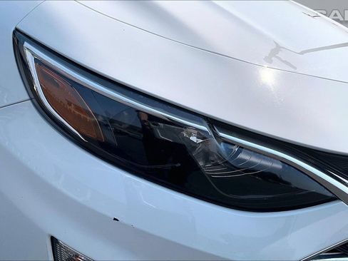 Used 2023 Chevrolet Malibu LT FWD image 28