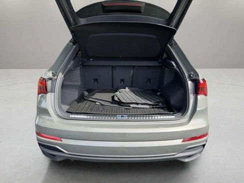 Certified 2025 Audi Q3 2.0T Premium w/ Convenience Package AWD/4WD image 33