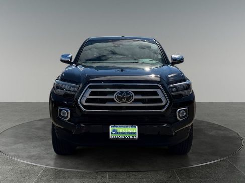 Used 2021 Toyota Tacoma Limited AWD/4WD image 2