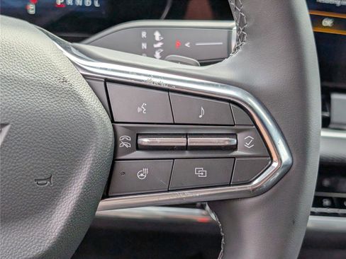 New 2026 Chevrolet Equinox LT w/ Convenience Package II image 18