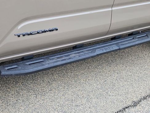 New 2026 Toyota Tacoma 4x4 Double Cab Hybrid image 9