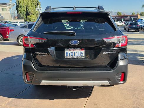 Used 2022 Subaru Outback Limited image 12