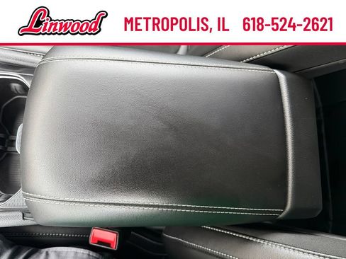 Used 2025 Jeep Grand Cherokee Altitude AWD/4WD image 20