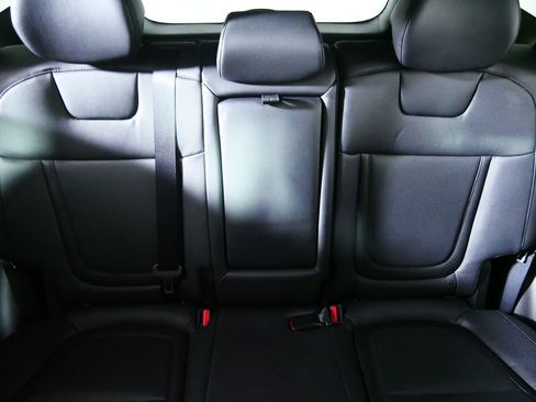 Certified 2024 Hyundai Tucson Limited AWD/4WD image 13