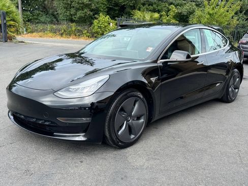 Used 2020 Tesla Model 3 Standard Range Plus RWD image 3