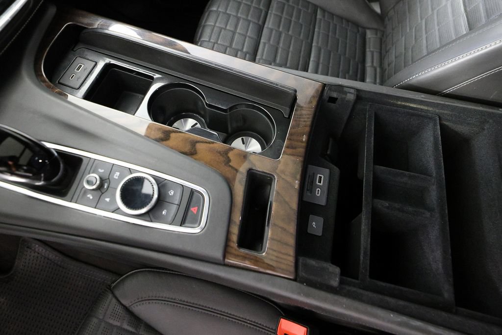 Used 2022 Cadillac Escalade Sport Platinum w/ Heavy-Duty Trailer Package AWD/4WD image 41