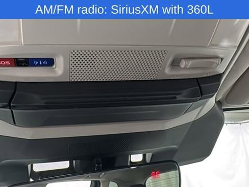 Used 2025 Subaru Ascent Premium image 36