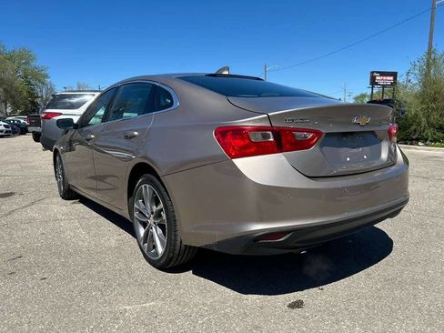 Used 2025 Chevrolet Malibu LT FWD image 7