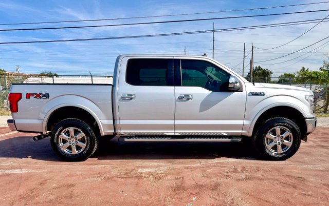 Used 2019 Ford F150 Lariat w/ Equipment Group 502A Luxury AWD/4WD image 4