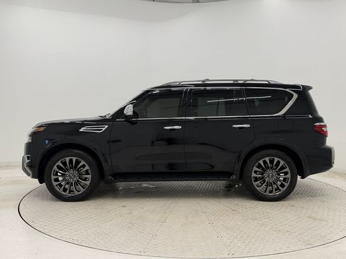 Used 2023 Nissan Armada Platinum w/ Cargo Package RWD image 2