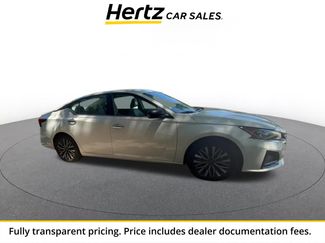 Used 2025 Nissan Altima 2.5 SV FWD video 1