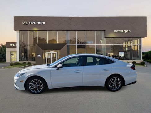 Used 2023 Hyundai Sonata SEL w/ Convenience Package FWD image 6