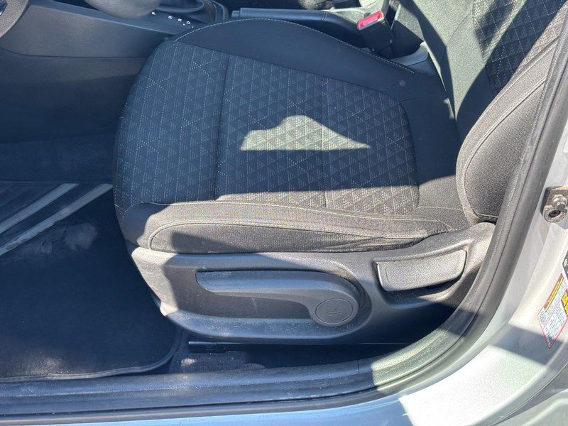 Used 2018 Kia Rio S FWD image 17