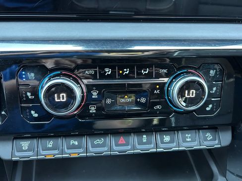 Used 2024 GMC Sierra 2500 AT4X w/ AT4X AEV Edition AWD/4WD image 41