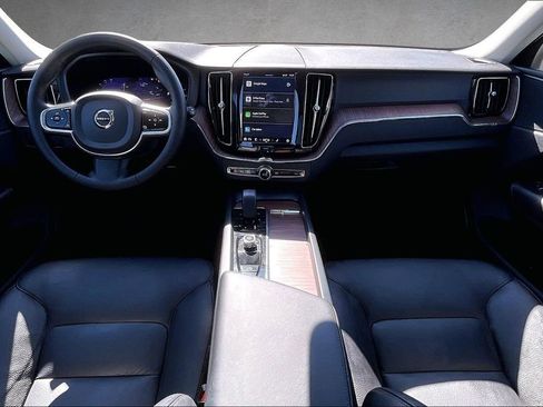 Certified 2023 Volvo XC60 B5 Plus w/ Protection Package Premier image 7